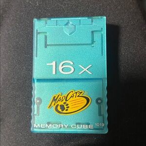 Nintendo Gamecube Mad Catz 16x Memory Card Clear Blue Used Loose
